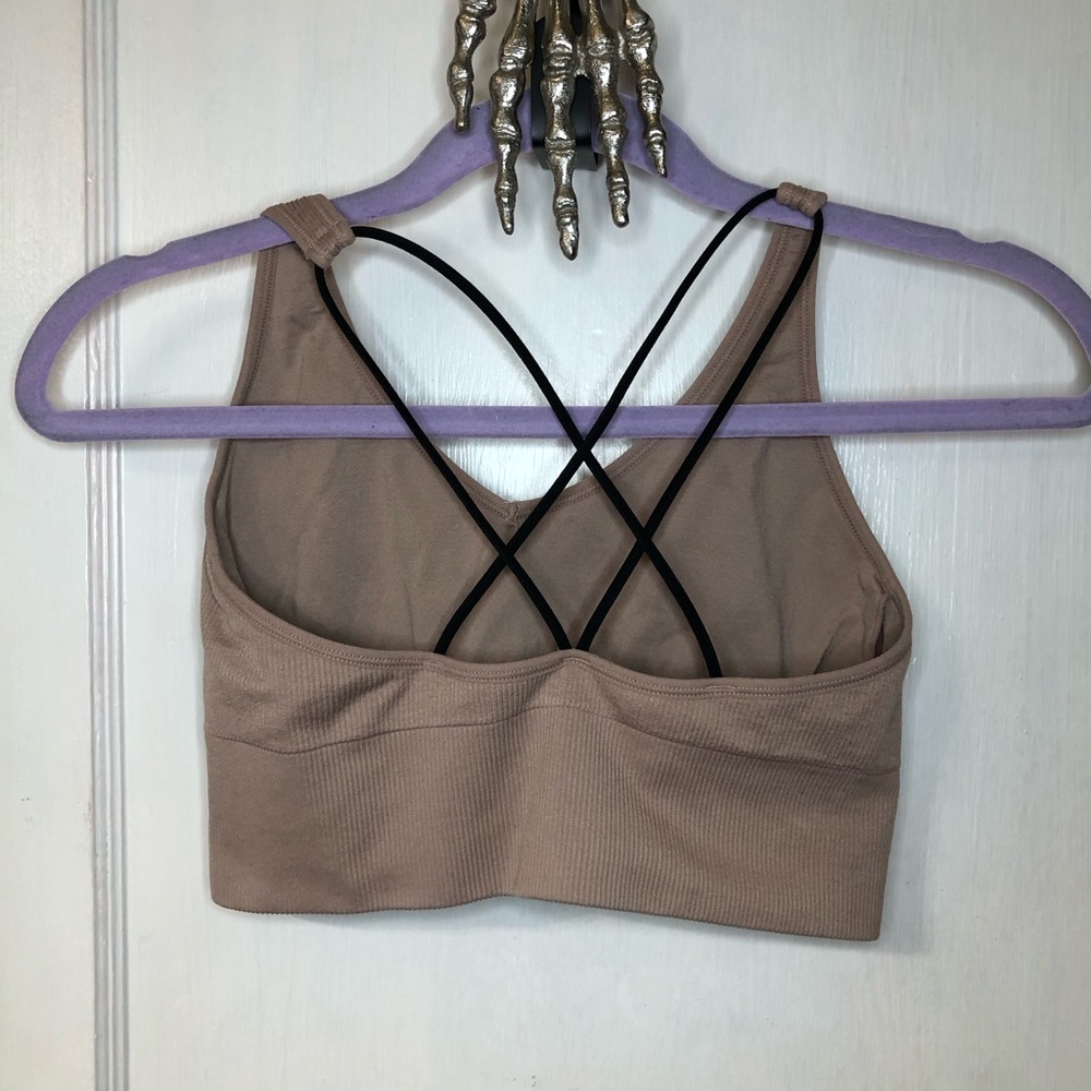 Puma Tan Sports Bra for Comfort and Style - Picture 3 of 4